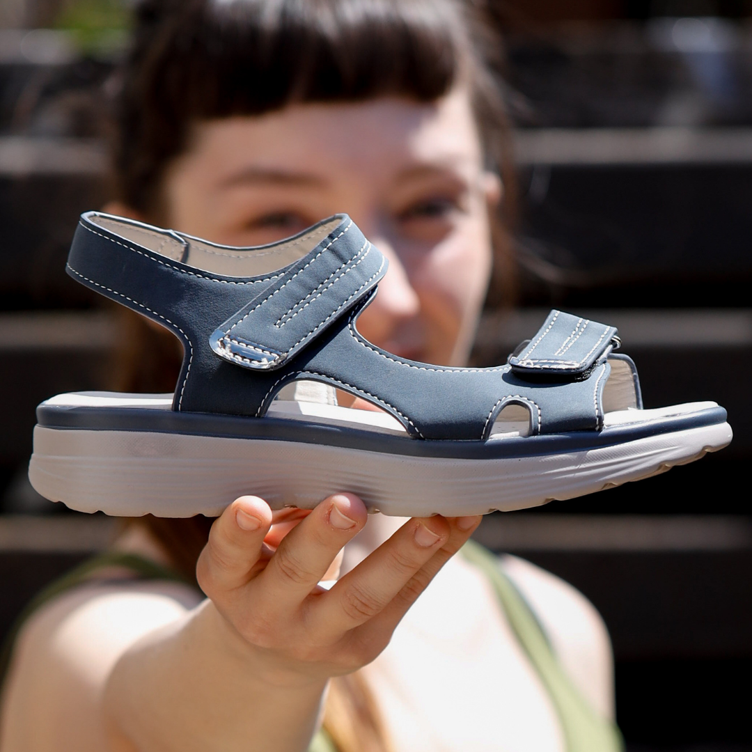 OrthoKlara - ergonomische, schmerzlindernde & rutschfeste Sandalen für Damen - Sonderaktion 1+1 Gratis